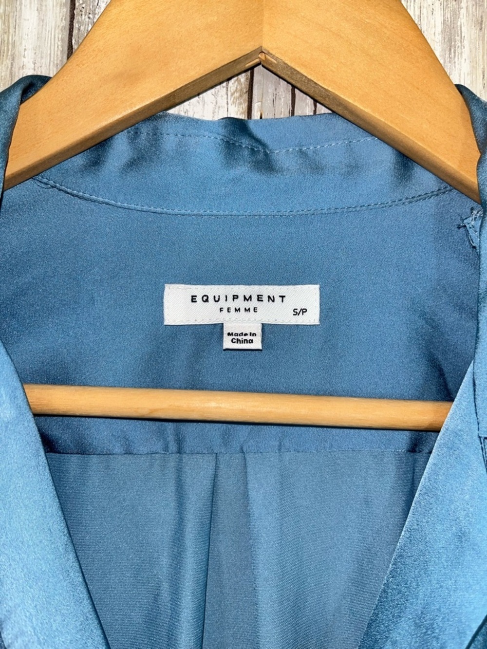 Equipment Femme Silk-Look Blue Button Front Blouse Women’s S Long Sleeve Pocket - Picture 5 of 5